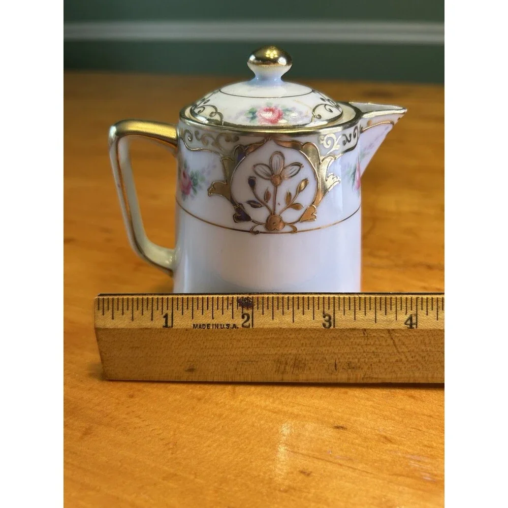 Nippon Hand Painted Porcelain Floral & Gold Gilt Syrup Pitcher‎ with Lid